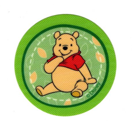 Patch Ecusson Thermocollant Winnie l'ourson 7,50 x 7,50 cm fond vert