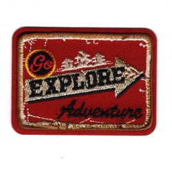 Patch Ecusson Thermocollant Go explore fond rouge vintage 4,50 X 6 cm
