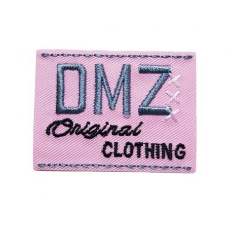 Patch Ecusson Thermocollant DMZ Original clothing coloris rose clair 5 x 3,50 cm