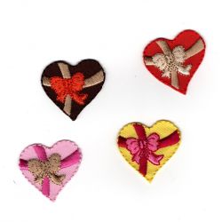 4 x Patch Ecusson Thermocollant Petits coeurs colorés 3 x 3 cm