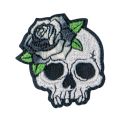 Patch Ecusson Thermocollant Tête de mort fleur noire 4,50 x 5,50 cm