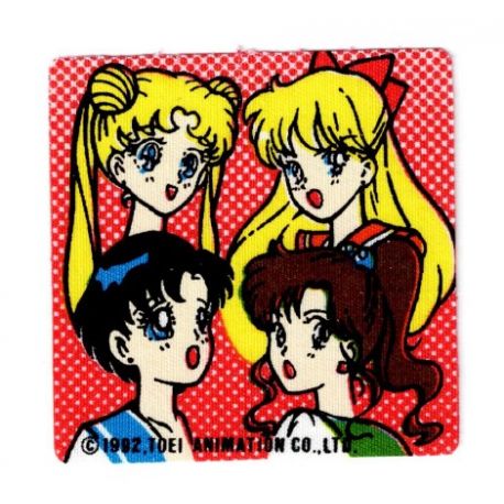 Patch Ecusson Thermocollant Sailor Moon Pouvoirs magiques 6 x 7 cm