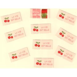 Lot de 10 Etiquettes tissées 2,50 x 5 cm Amour
