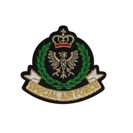 Patch Ecusson Thermocollant Blason Vert Royal Air Force 5 x 5,50 cm